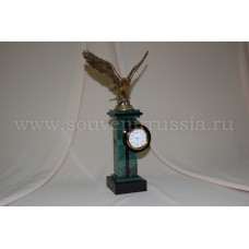 ​Часы Орёл на колонне из нефрита (на заказ)